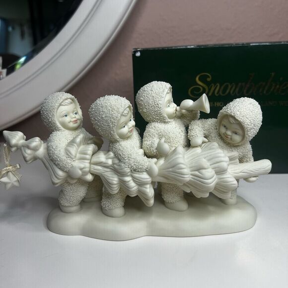 Snowbabies Hi-Ho Hi-Ho to Frolic Land We Go - Picture 5 of 16